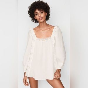 Victoria’s Secret White Tunic